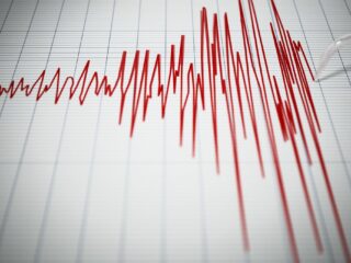 Tsunami: Senapred ordena evacuar zona de playa en la Antártica por amenaza de tsunami tras sismo 7,6