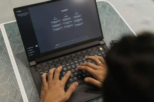 OpenAI lanza GPT-5: nueva versión de ChatGPT promete capacidades "a nivel doctorado"