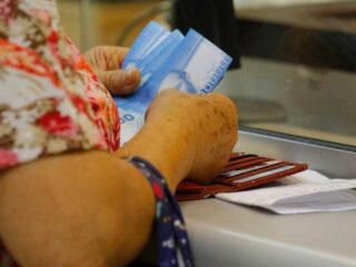 IPS llama a mujeres de 65 años o más a solicitar la Pensión Garantizada Universal