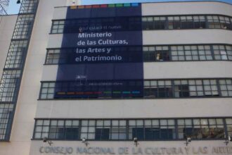Ministerio de las Culturas abre puestos de trabajos con sueldos de más de $2 millones: Conoce AQUÍ cómo postular