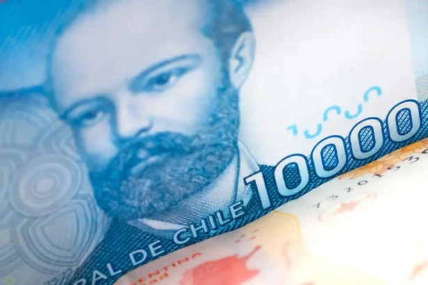 Quiénes no podrán acceder al retiro AFP de $1.179.104,40 según el valor de la UF al 24 de agosto