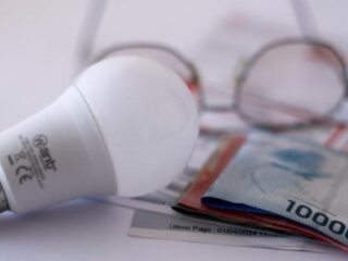 Gobierno introduce cambios a proyecto de subsidio eléctrico para ampliar cobertura
