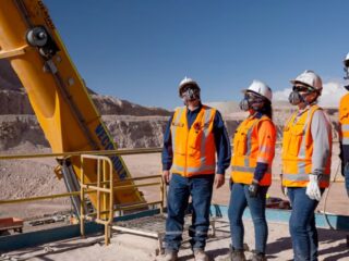 Bonificación especial en Minera Escondida de BHP por Producción Récord