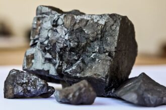 USGS actualiza lista de minerales críticos en EE. UU. en 2025.