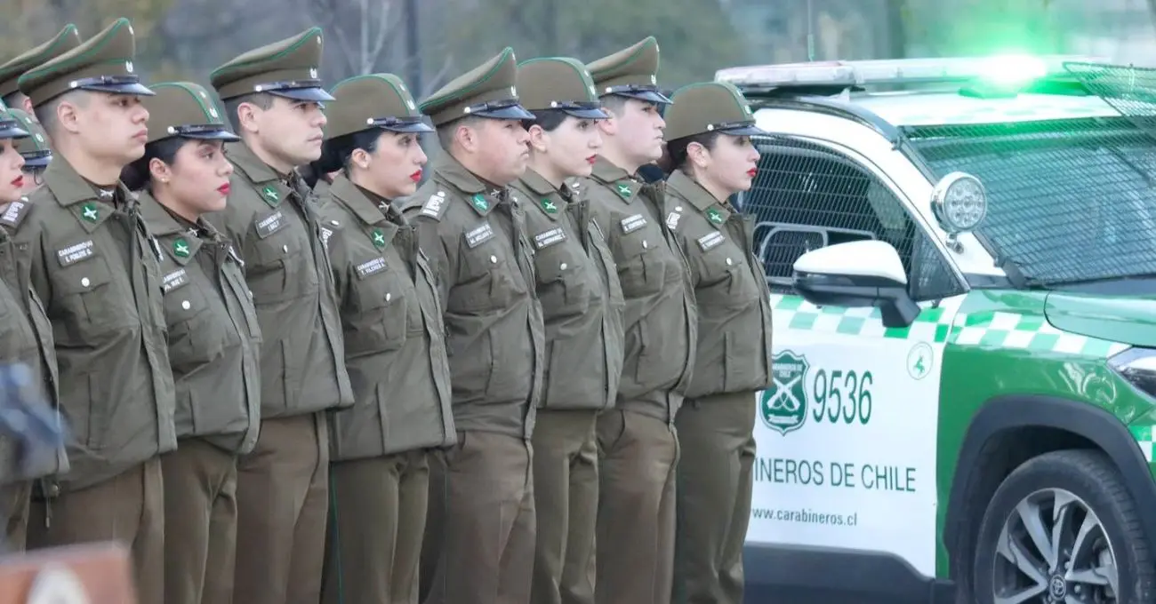 Carabineros está buscando trabajadores y sueldos superan los $2 millones: Conoce las ofertas laborales y cómo postular