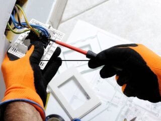 Chilquinta anuncia corte de luz en cuatro comunas de la región de Valparaíso este jueves 14 de agosto