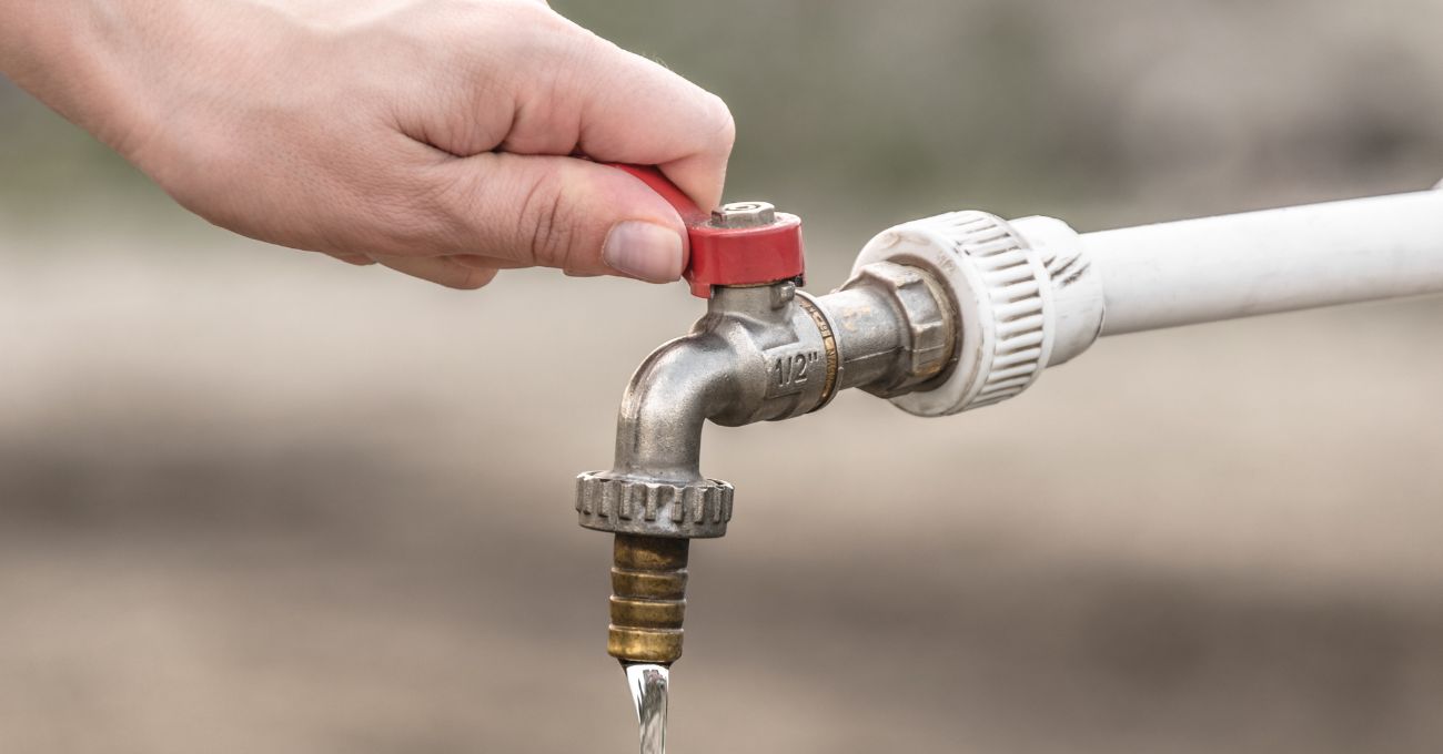 Advierten que tres comunas de Santiago tendrán corte de agua este jueves 14 de agosto