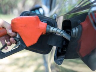 Precio de la bencina: Revisa si sube, baja o se mantiene el valor de los combustibles este jueves 14 de agosto