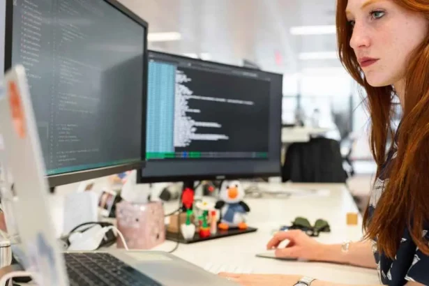 Bono Mujer Trabajadora 2025: fecha de pago anual, montos y requisitos