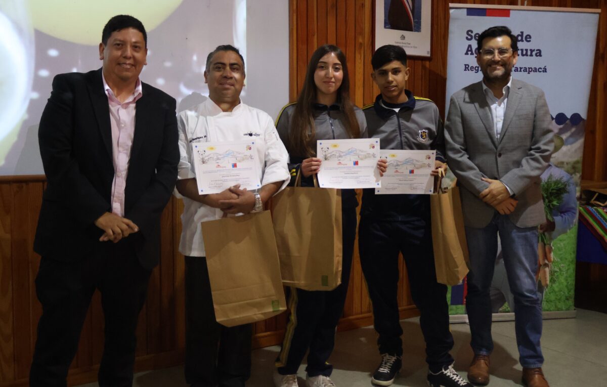 Escuelas rurales y estudiantes de gastronomía destacaron en concursos de Fundación Collahuasi y la Seremi de Agricultura Escuelas rurales y estudiantes de gastronomía destacaron en concursos de Fundación Collahuasi y la Seremi de Agricultura