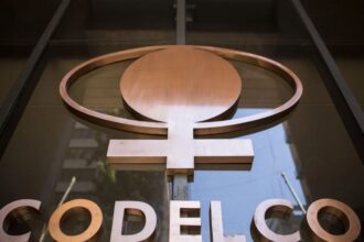 Derrumbe en El Teniente: Gobierno paraliza operaciones y Fiscalía investiga cuasidelito de homicidio