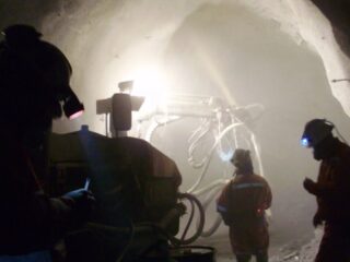 Revelan mapa de la mina: Codelco indica donde estarían los mineros atrapados en El Teniente