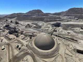 Producción de cobre en Chile se dispara un 97% en 2025
