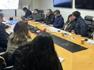 Gobierno a más de 24 hrs. de derrumbe en El Teniente: "Todavía no hay comunicación" con los 5 mineros