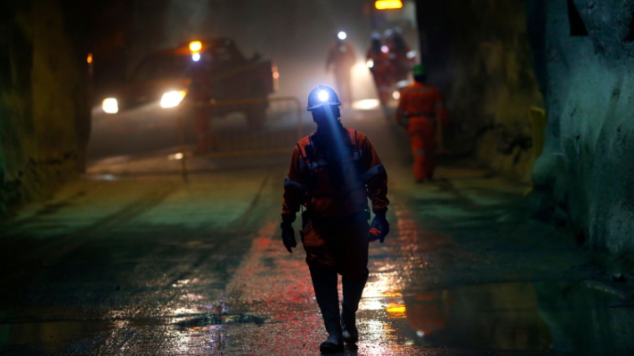 Rescate en El Teniente: avanzan 16 metros de un total de 20 para acceder a zona donde estarían mineros