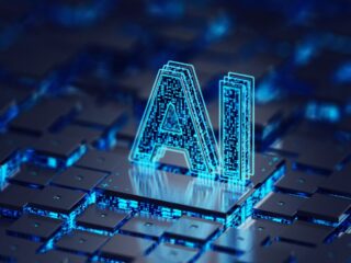 Descubrimiento de nuevas leyes físicas con Inteligencia Artificial en plasmas