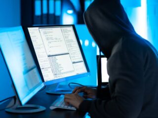 Protege tus datos: las prácticas esenciales para evitar ataques informáticos