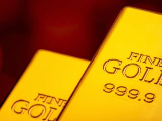 Precio del oro se estanca en medio de evaluación de la Fed y comercio