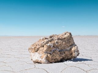 Yacimientos de litio revolucionan la geología mundial según estudios en Australia
