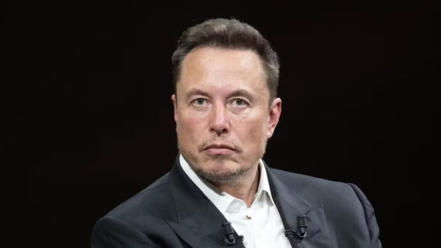 Elon Musk acusa a Apple de favoritismo con App de OpenAI