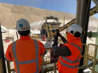 Colaboración entre Radomiro Tomic y BHP Billiton para minería sustentable