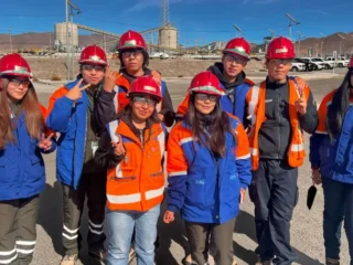 Estudiantes de Calama inician práctica en Minera El Abra: Impulso formativo