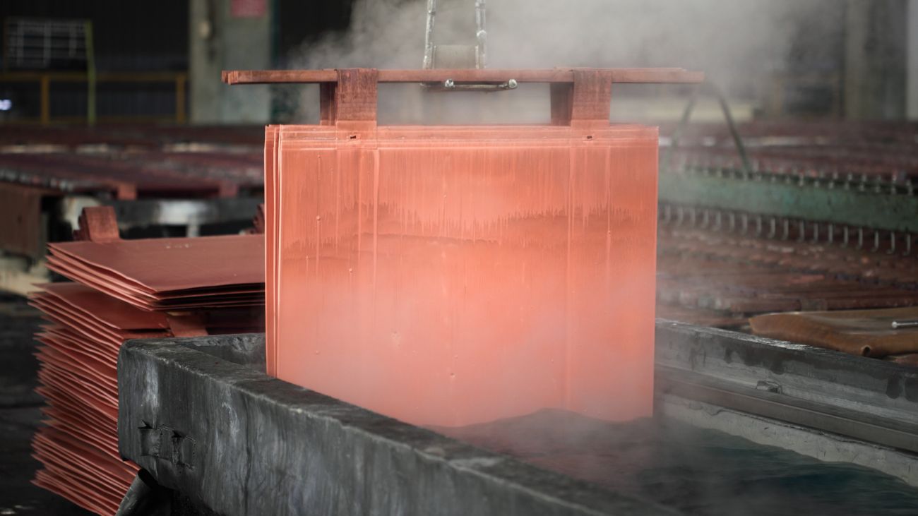 Cobre: Cochilco prevé precio estable y alta demanda por China