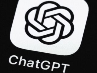 Alerta por afirmaciones falsas de ChatGPT