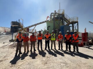 Colaboración entre Codelco y BHP para mejorar la lixiviación de sal