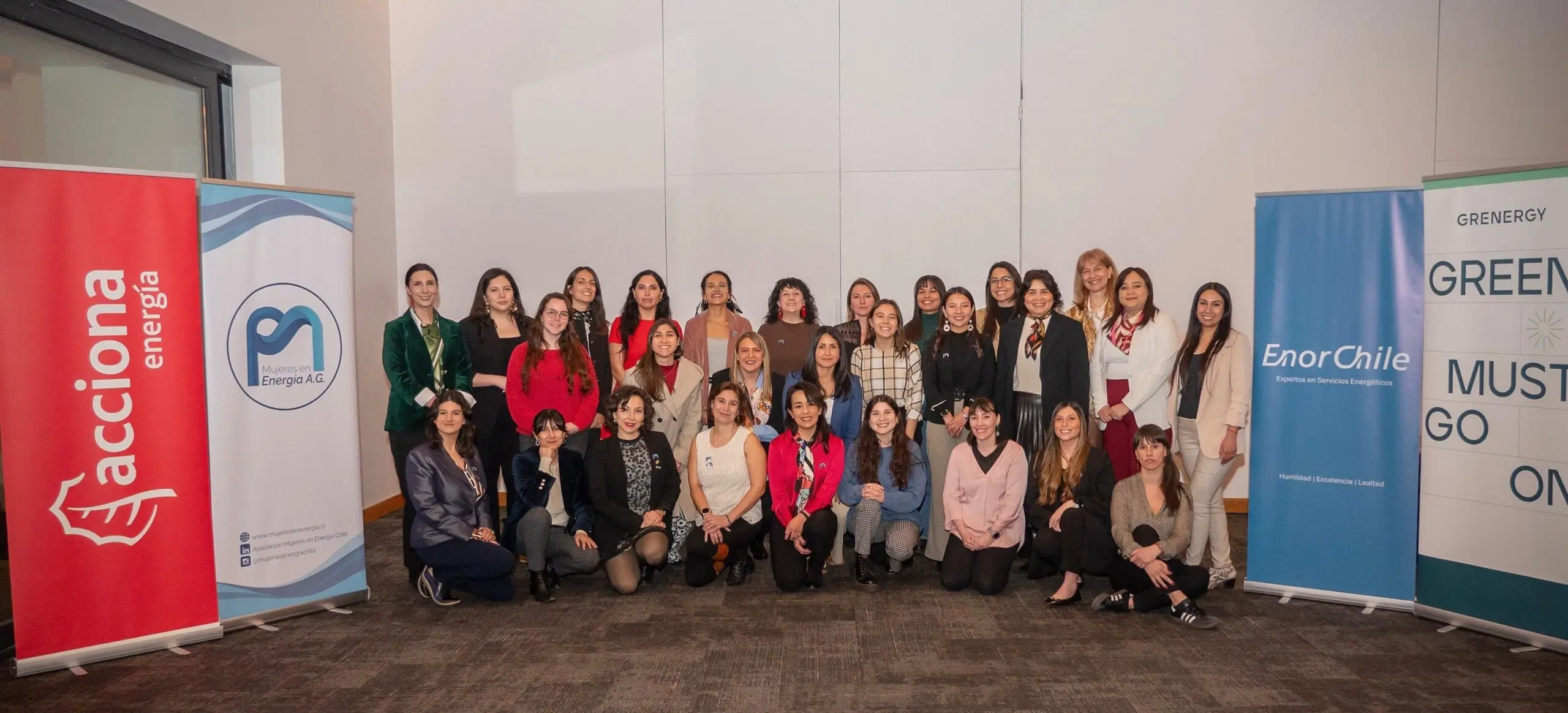 AME lanza su primer Programa de Liderazgo con participación de 35 socias seleccionadas 