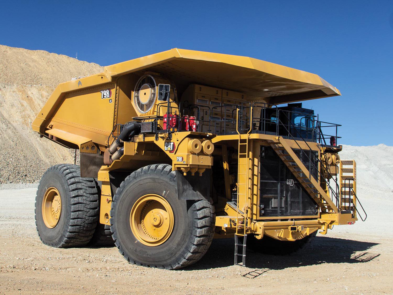 El Nuevo Rey de los Caminos Mineros: Cat 798 AC