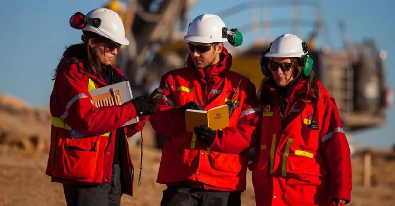 Ministerio de Minería tiene ofertas de empleo con sueldos de hasta $4 millones: Postula acá