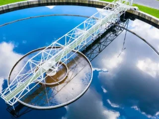 Inversión hídrica en Chile: clave para la competitividad nacional