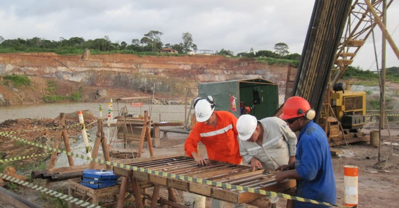 Brasil refuerza el control sobre la minería de oro en medio de precios récord