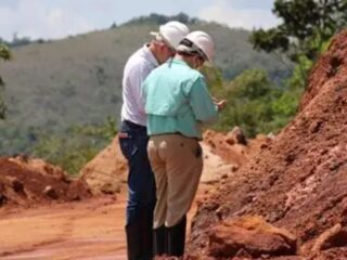 Brazilian Rare Earths inicia planta piloto en Bahia de tierras raras