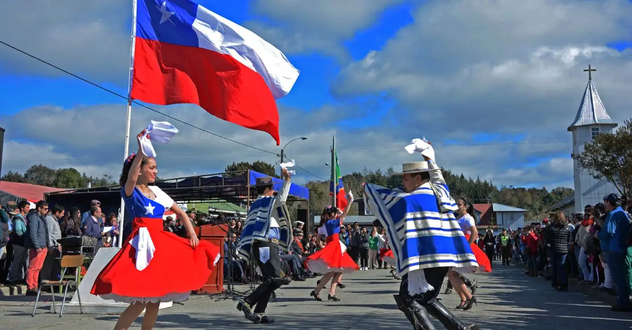 Llegan las Fiestas Patrias: Consejos para prevenir lesiones durante las celebraciones