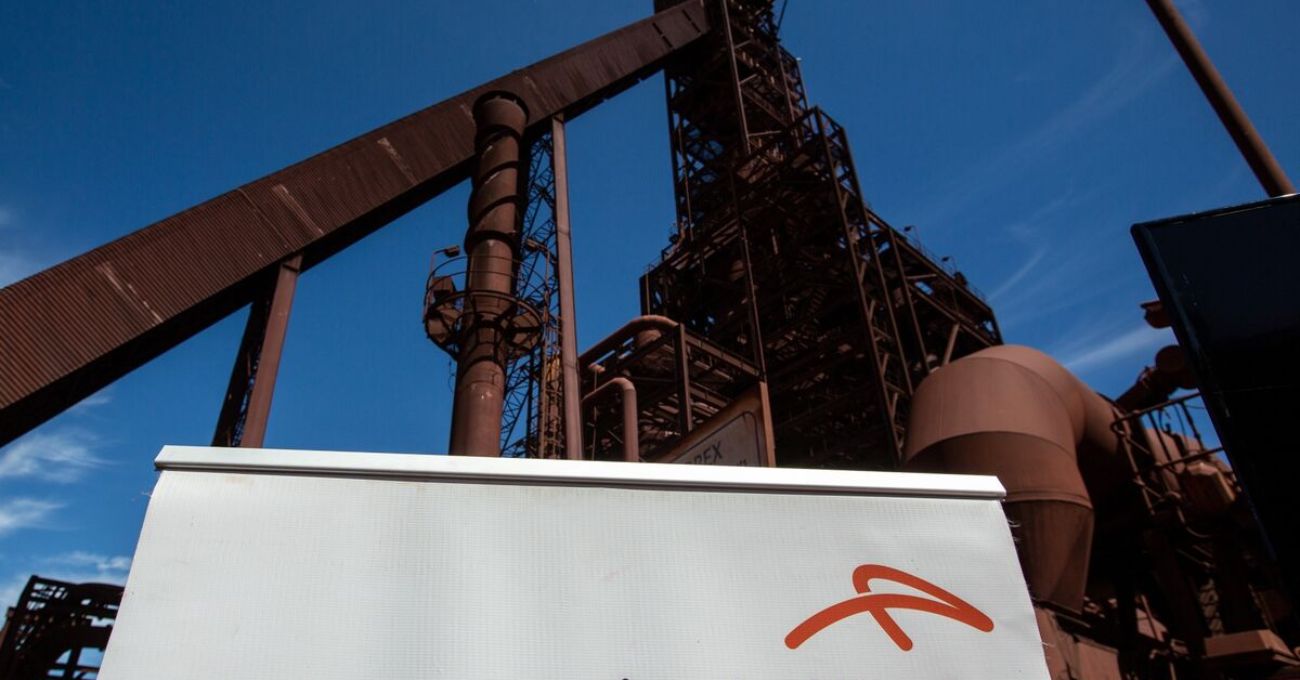 Gran recorte de empleos en ArcelorMittal South Africa superaría 4,000, denuncia sindicato