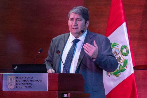 Esteban Hormazábal: El diseño de taludes mineros exige integrar modelos geotécnicos, estructurales e hidrogeológicos