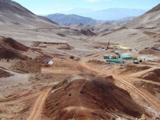 Hannan Metals amplía el potencial aurífero en Perú con descubrimiento en Honda Creek