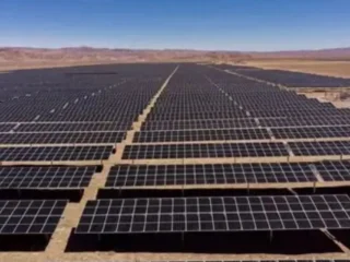 Venta de Oasis de Atacama: Grenergy cede 10% por US$475 millones