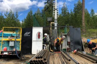 Kodiak Copper perfora mineralización de alta ley desde la superficie en la zona de Adit