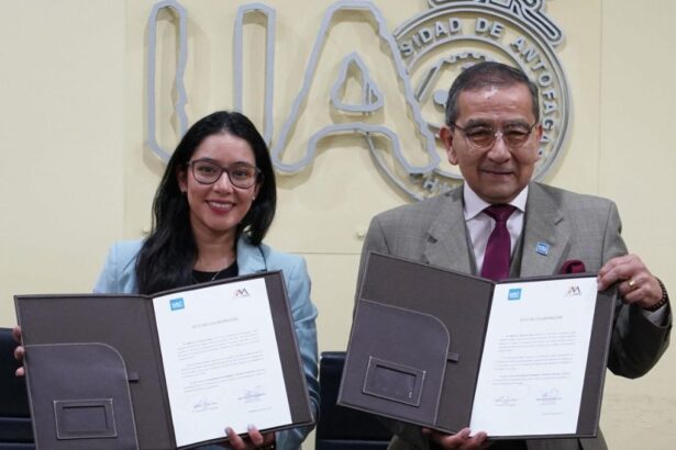 Universidad de Antofagasta suscribió convenio de colaboración con la empresa Novamine Chile