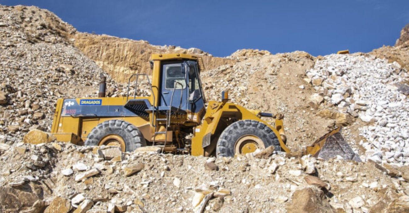 Aprobación de 16 proyectos mineros privados en Perú: inversión de 74,1 millones.