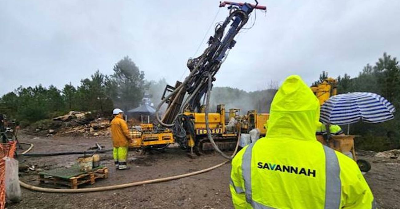 Savannah defiende integridad frente a controversia de mina Barroso en Portugal.