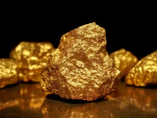 Perú lanza Mapa Aurífero 2025: Inversiones sostenibles en minería promovidas