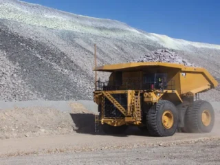 Universidades chilenas avanzan en minería y metalurgia, pero enfrentan brechas en áreas emergentes