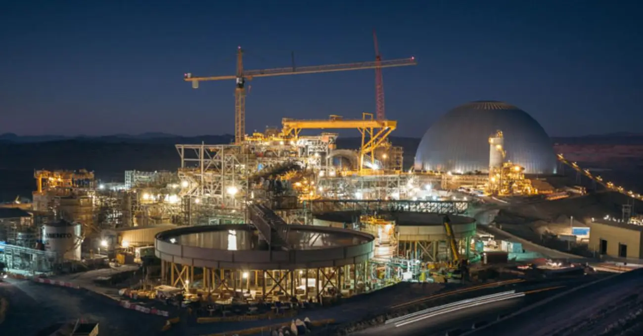 Escondida eleva utilidades un 59% en el primer semestre y aporta casi US$1.800 millones en impuestos Escondida eleva utilidades un 59% en el primer semestre y aporta casi US$1.800 millones en impuestos