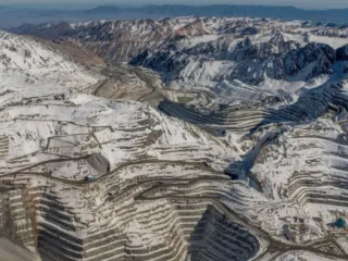Codelco y Anglo American unen fuerzas para aumentar producción de cobre