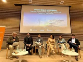 Especialistas proponen medidas clave tras apagón del 25 de febrero