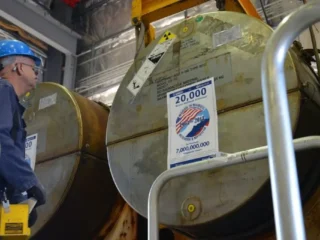 Escasez de uranio en EE.UU.: Proyecto innovador asegura abastecimiento interno.